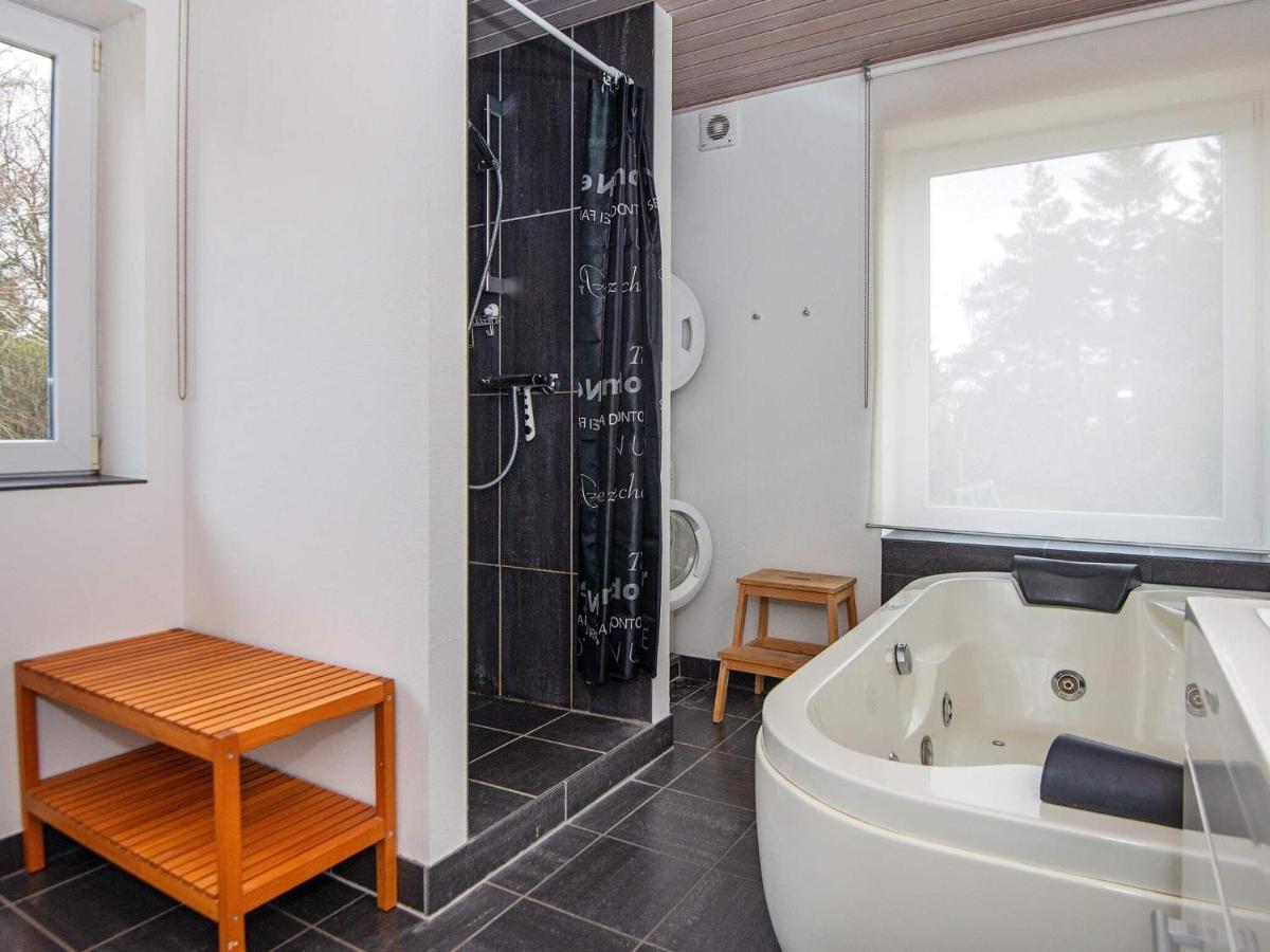 10 Person Holiday Home In R M Bolilmark 외부 사진